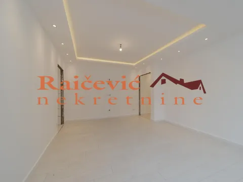 Sale, two bedroom apartment, 60m², Stari Grad, Beograd - image 7