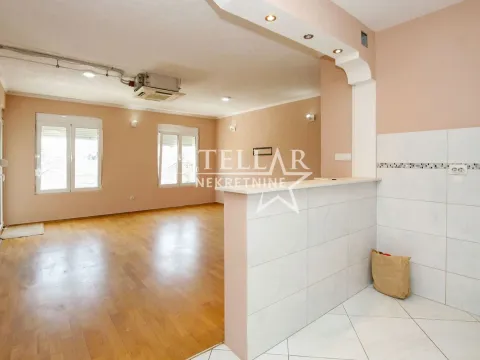 Rent, two bedroom apartment, 69m², Ljubović, Podgorica - image 6