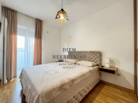 Izdavanje, jednosoban stan, 45m², City Kvart, Podgorica - image 5