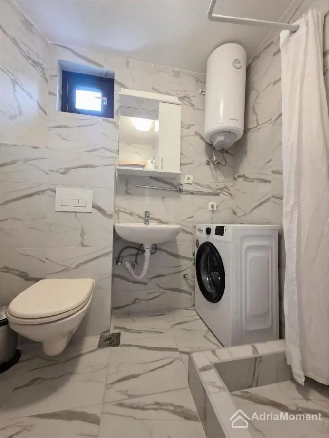 Sale, two bedroom apartment, 50m², Bijeli Do, Budva