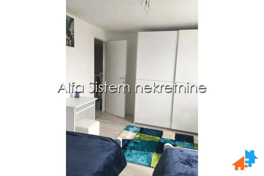 Izdavanje, trosoban stan, 68m², Stari Grad, Beograd