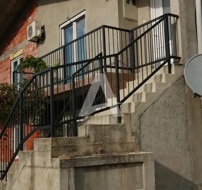 Prodaja, kuća, 100m², Sutomore, Bar