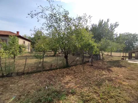 Prodaja, kuća, 300m², Batočina, Srbija - image 26