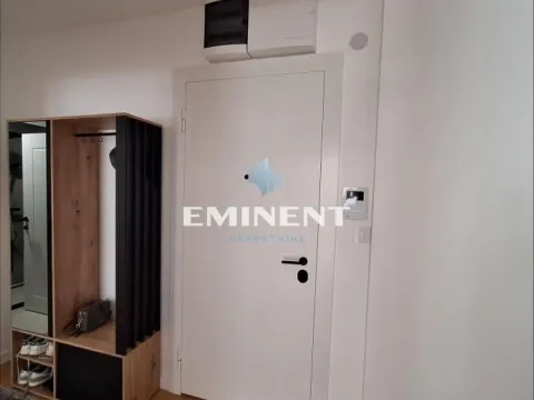 Rent, three bedroom apartment, 50m², Čukarica, Beograd - image 13