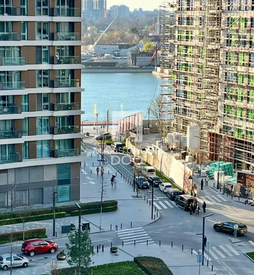 Prodaja, četvorosoban stan, 109m², Savski Venac, Beograd