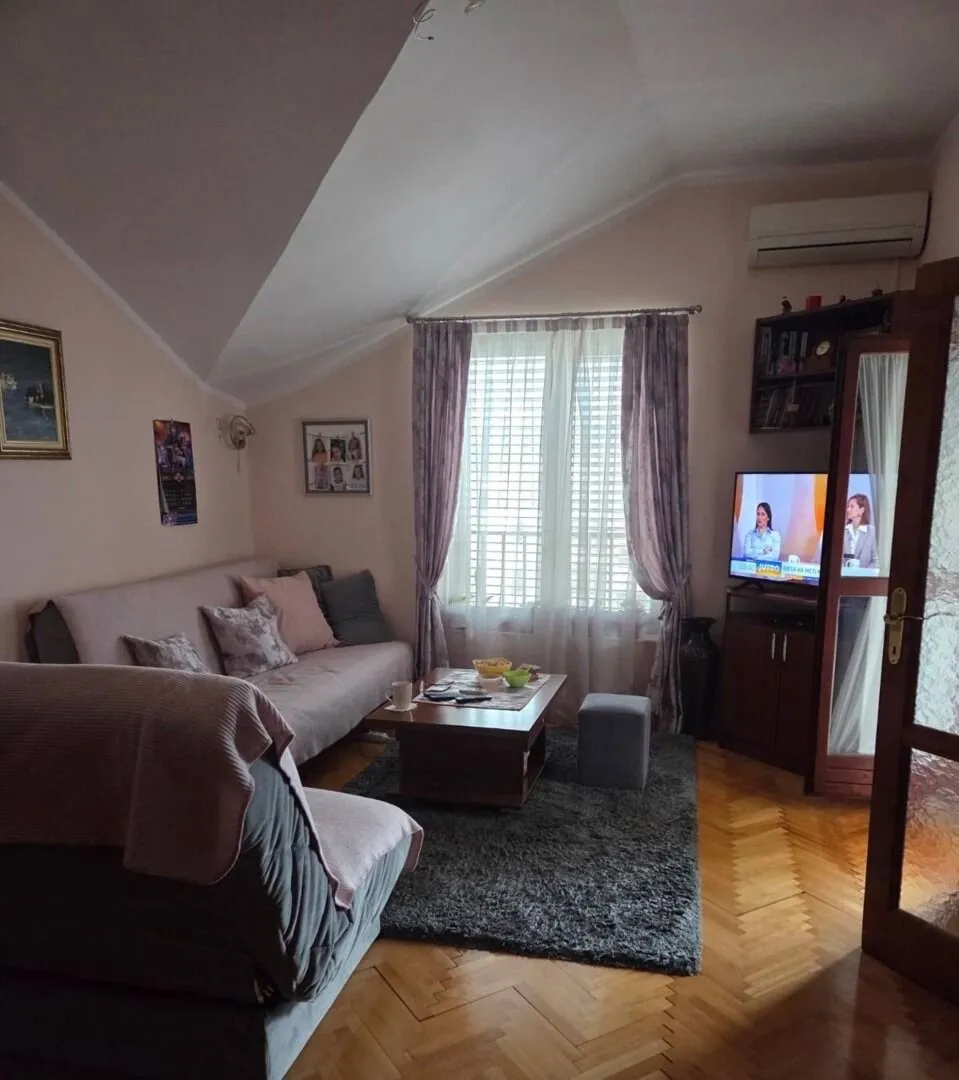 Prodaja, dvosoban stan, 72m², Seljanovo, Tivat