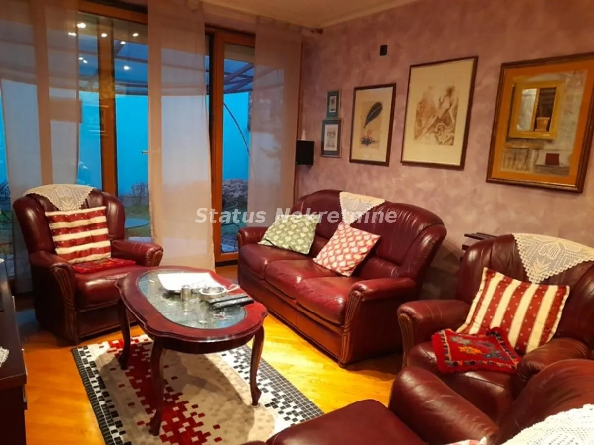 Prodaja, trosoban stan, 54m², Grbavica, Novi Sad Sve Podlokacije