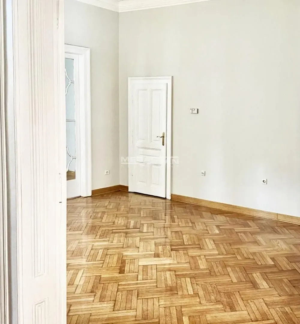 Sale, apartment, 239m², Stari Grad, Beograd