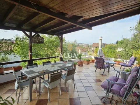 Sale, house, 300m², Ibričevina, Podgorica - image 16