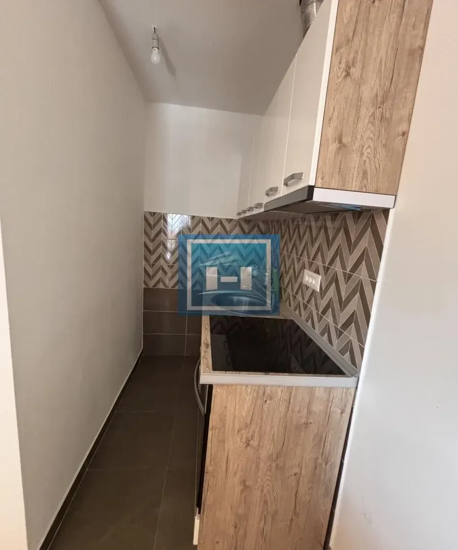 Izdavanje, garsonjera, 29m², Aqua park, Jagodina