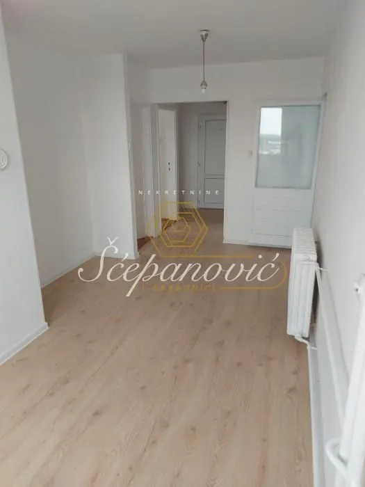 Prodaja, dvosoban stan, 61m², Bulevar Oslobodjenja, Novi Sad Sve Podlokacije