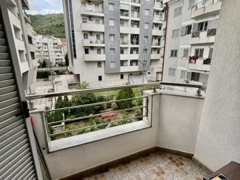 Sale, one bedroom apartment, 37m², Budva, Crna Gora - image 11