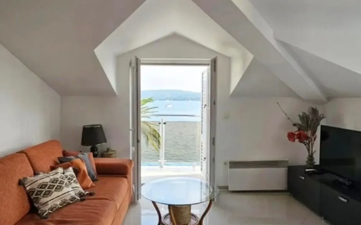 Rent, two bedroom apartment, 80m², Centar, Tivat