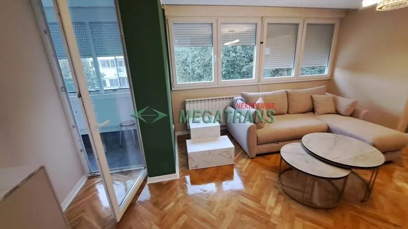 Izdavanje, dvosoban stan, 66m², Liman 1, Novi Sad Sve Podlokacije