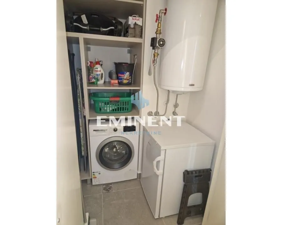 Sale, three bedroom apartment, 73m², Savski Venac, Beograd