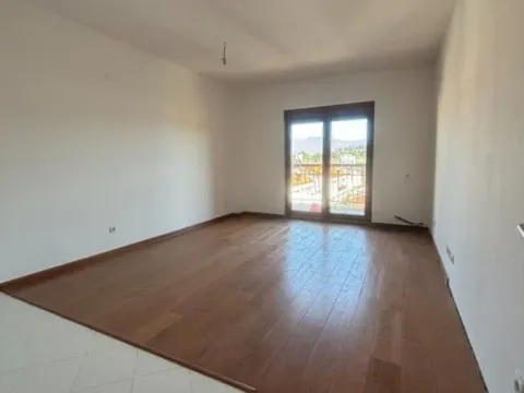 Prodaja, garsonjera, 36m², Momišići, Podgorica - image 2