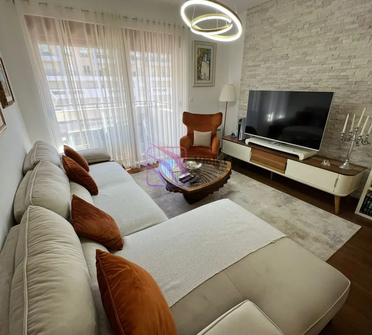 Izdavanje, dvosoban stan, 69m², Master Kvart, Podgorica