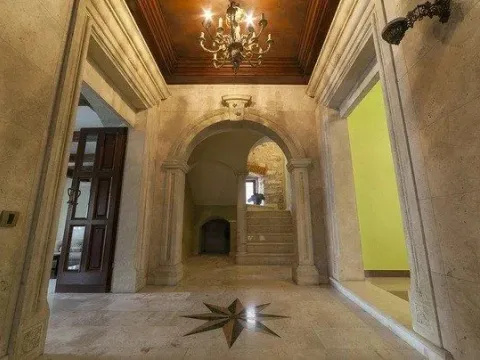 Prodaja, kuća, 450m², Kotor, Crna Gora - image 10