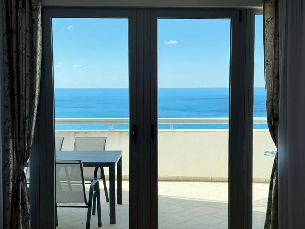 Sale, three bedroom apartment, 129m², Dobra Voda, Budva