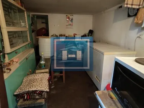 Prodaja, kuća, 200m², Majur, Jagodina - image 25