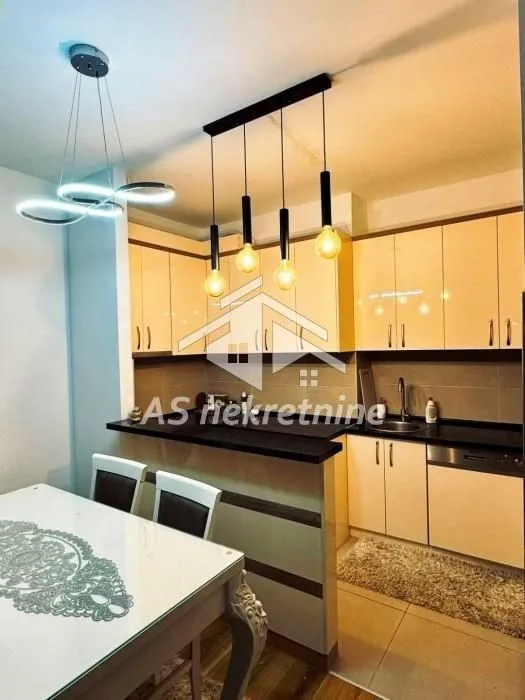 Izdavanje, dvosoban stan, 59m², Fon (Fon - Bilećka), Voždovac Sve Podlokacije