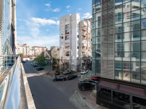 Rent, one bedroom apartment, 50m², Centar, Podgorica - image 9