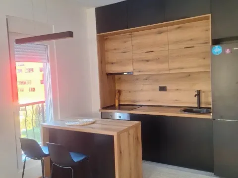 Sale, one bedroom apartment, 46m², Stari Aerodrom, Podgorica - image 4