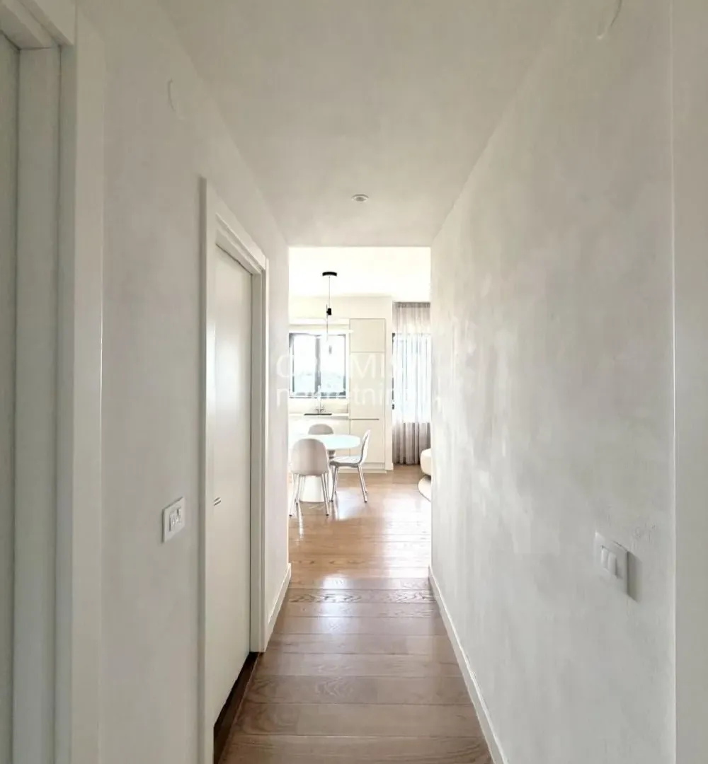 Prodaja, trosoban stan, 81m², Savski Venac, Beograd