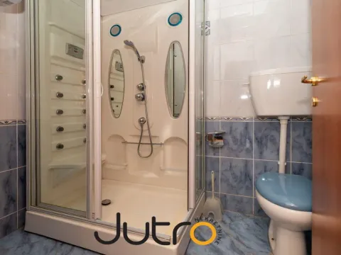 Prodaja, četvorosoban stan, 133m², Momišići, Podgorica - image 20