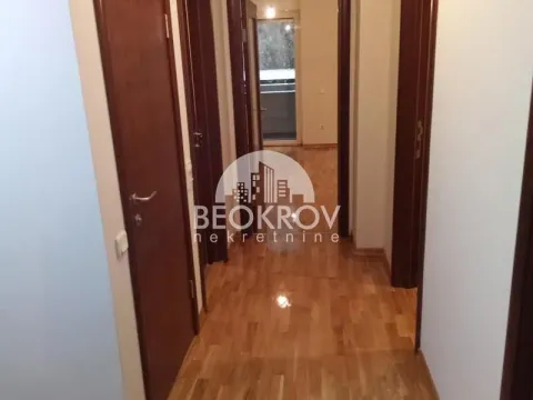 Sale, three bedroom apartment, 74m², Vračar Hram, Vračar Sve Podlokacije - image 4