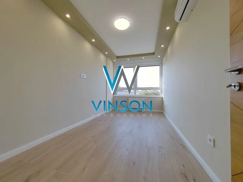 Rent, office space, 101m², Centar, Novi Sad