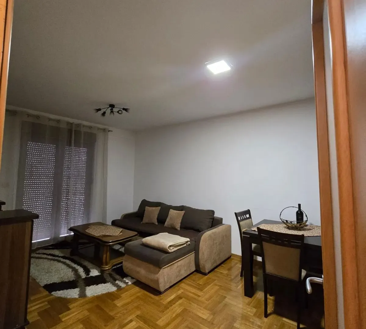 Rent, one bedroom apartment, 42m², Stari Aerodrom, Podgorica