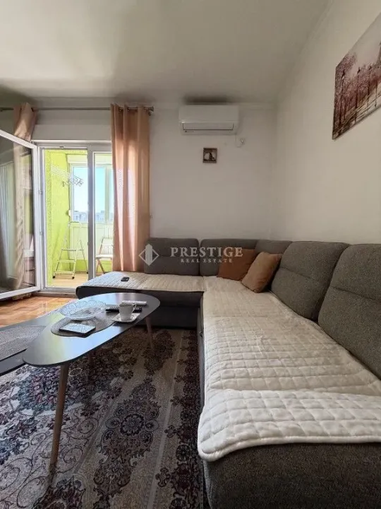 Rent, studio apartment, 31m², Stari Aerodrom, Podgorica