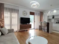 Izdavanje, jednosoban stan, 51m², Tivat, Crna Gora - image 2