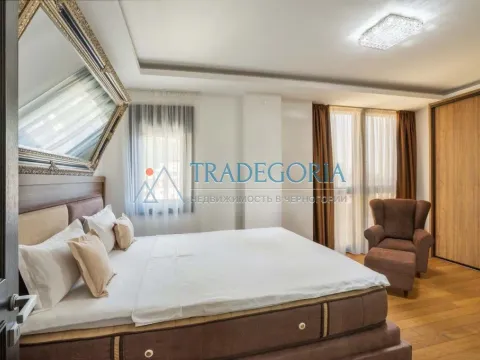 Prodaja, trosoban stan, 396m², Budva, Crna Gora - image 17