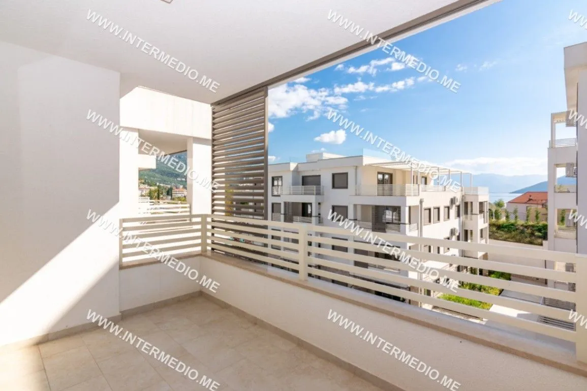 Prodaja, dvosoban stan, 68m², Igalo, Herceg Novi