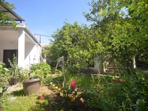 Prodaja, kuća, 323m², Škaljari, Kotor - image 8