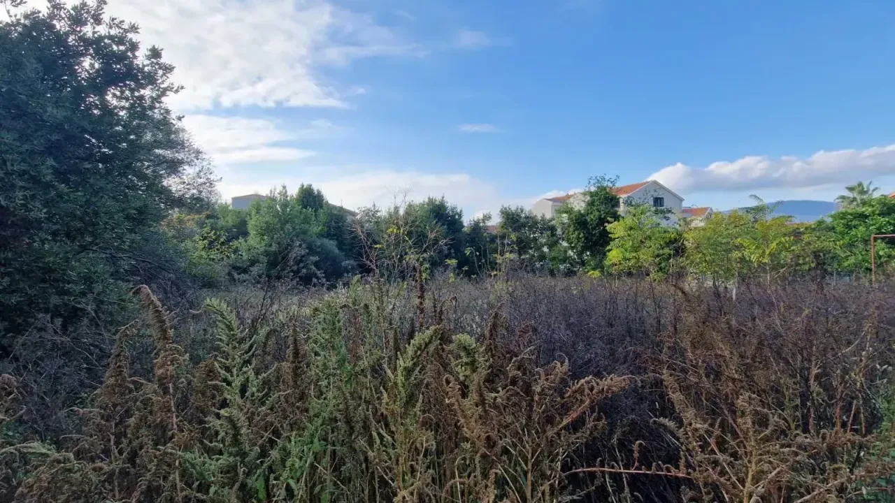 Prodaja, plac, 575m², Tivat, Crna Gora