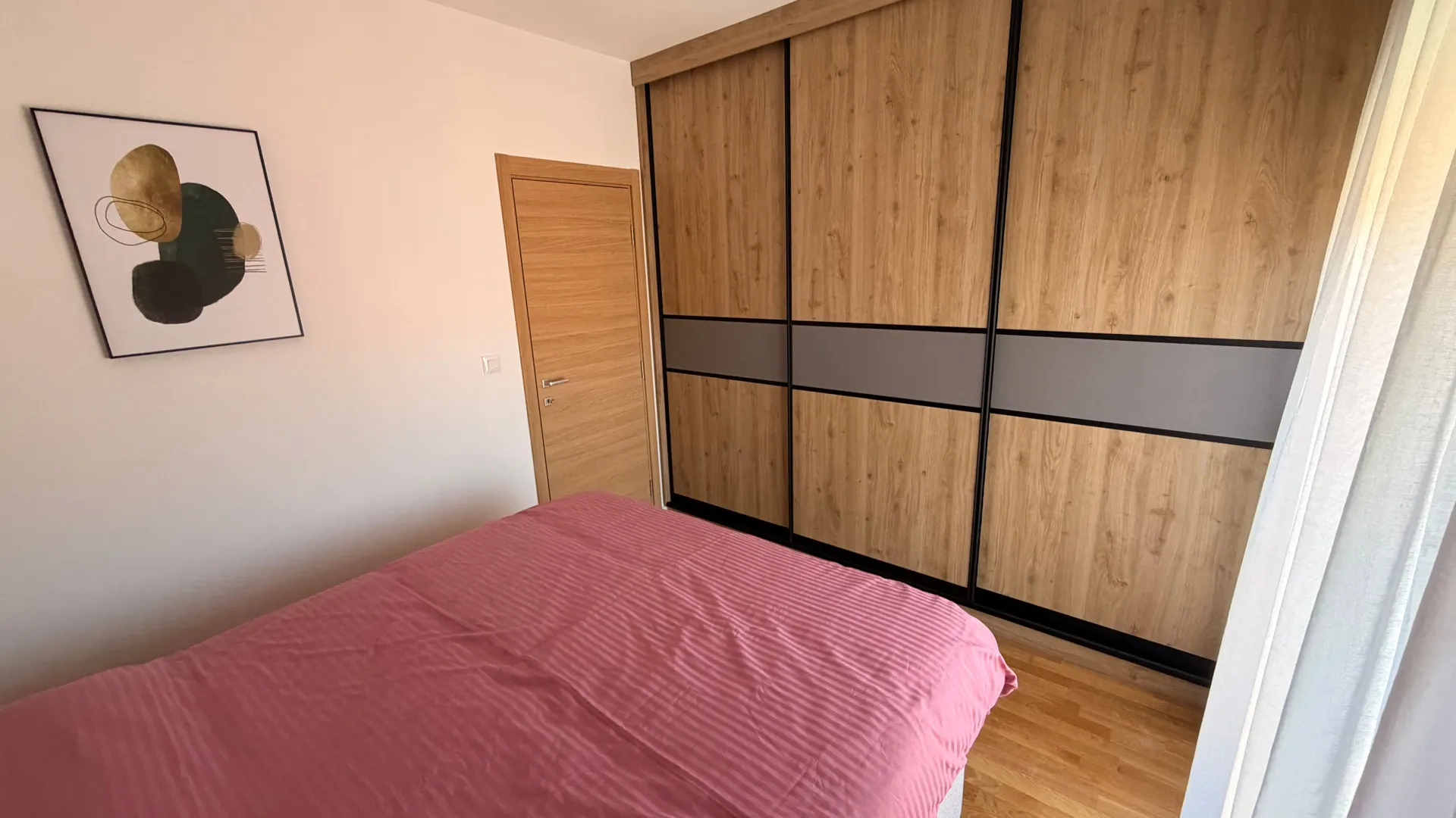 Izdavanje, jednosoban stan, 40m², Centar, Cetinje