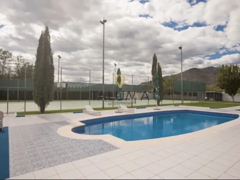 Prodaja, kuća, 930m², Tološi, Podgorica - image 13