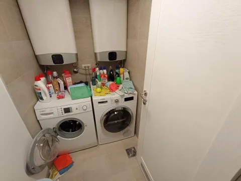 Prodaja, trosoban stan, 114m², Blok 5, Podgorica - image 16