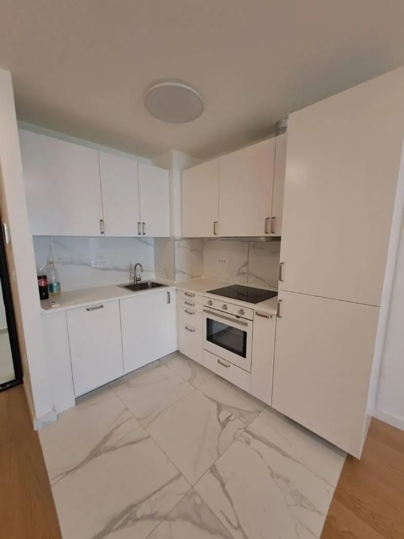 Izdavanje, dvosoban stan, 44m², Autokomanda, Voždovac Sve Podlokacije