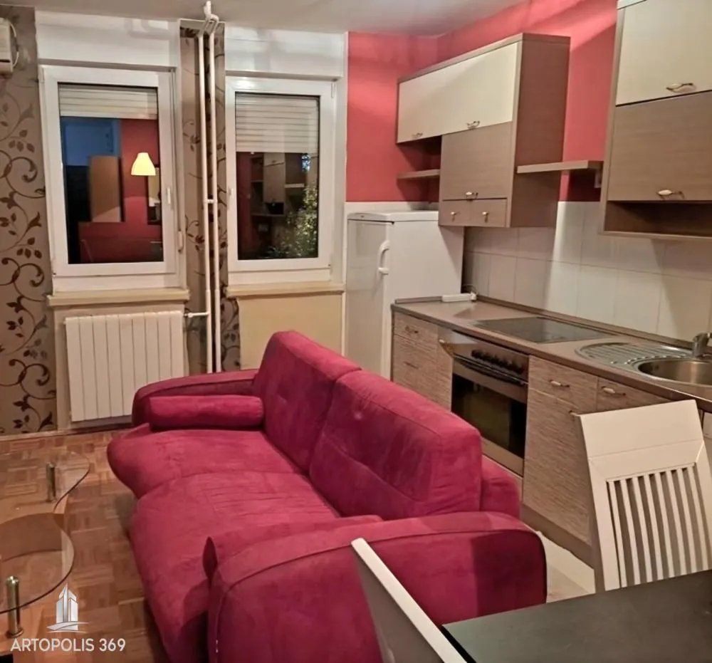 Prodaja, dvosoban stan, 49m², Novi Beograd Blok 61, Novi Beograd Sve Podlokacije