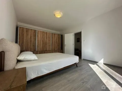 Prodaja, dvosoban stan, 48m², Centar, Tivat - image 2