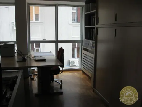 Rent, office space, 45m², Centar, Novi Sad - image 4