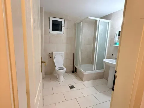 Sale, two bedroom apartment, 80m², Bečići, Budva - image 8