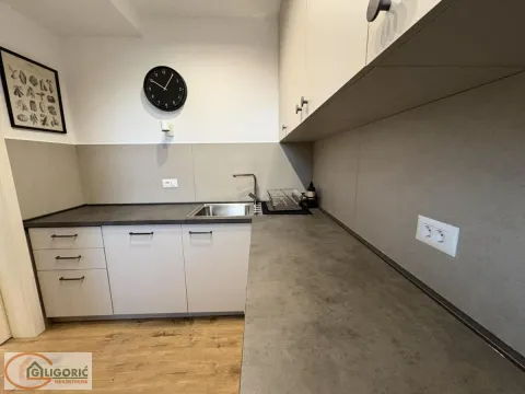 Izdavanje, trosoban stan, 80m², Voždovac Sve Podlokacije, Beograd - image 9