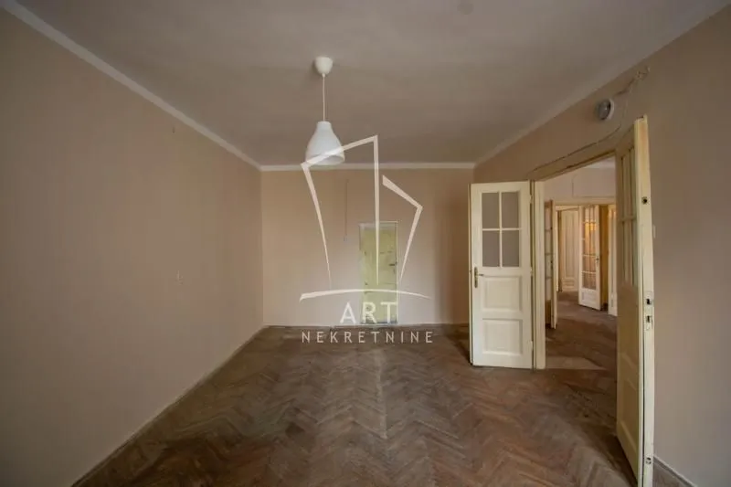 Prodaja, četvorosoban stan, 113m², Vračar Hram, Vračar Sve Podlokacije