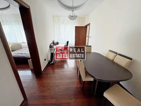 Izdavanje, četvorosoban stan, 134m², Savski Venac, Beograd - image 6