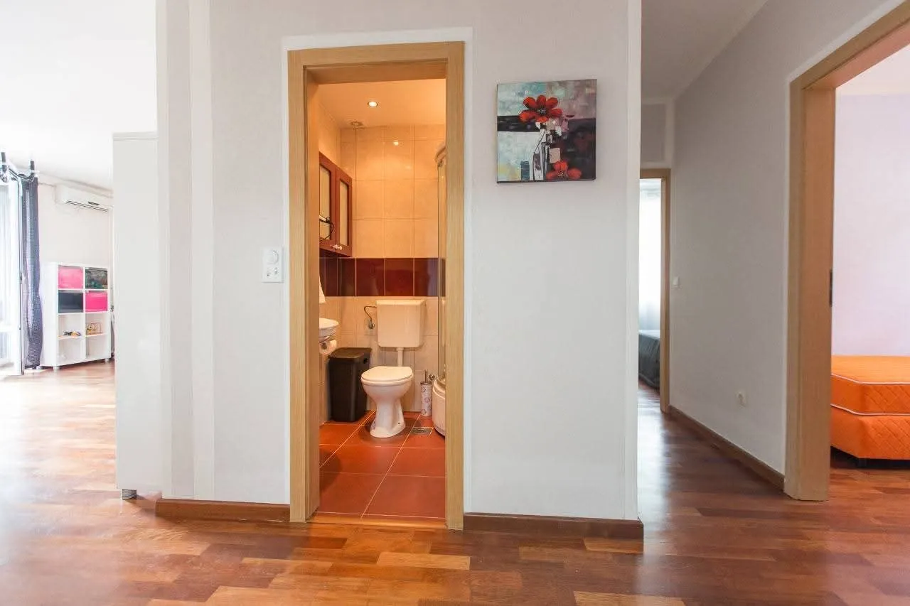 Sale, three bedroom apartment, 90m², Petrovac, Budva